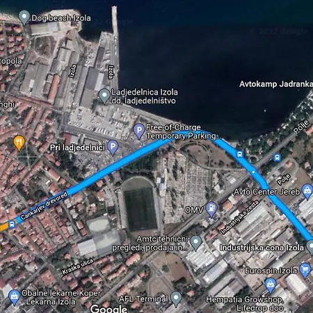 Nautilus, Nearby Svetilnik Izola