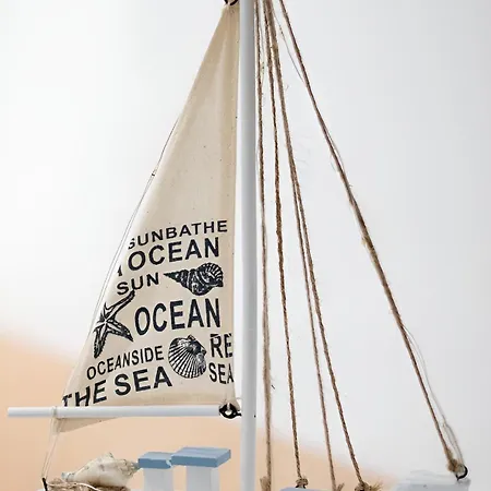 Διαμέρισμα Nautilus, Nearby Svetilnik *